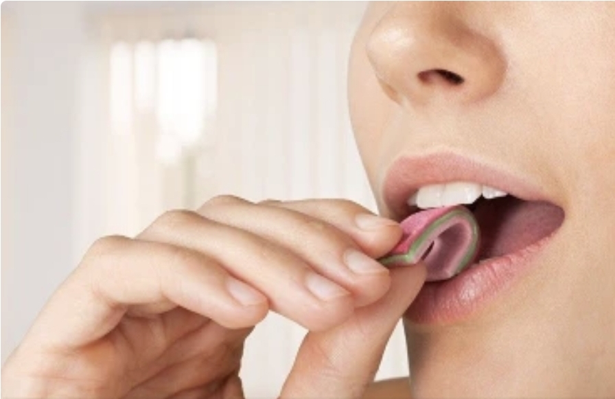 पेरिमेनोपॉज में क्यों बेकाबू होती है क्रेविंग, महिलाएं इस तरह करें इसे कंट्रोल