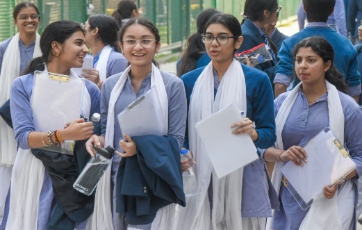 CBSE Board Exam 2026 Date: 10वीं और 12वीं के बच्चे हो जाएं तैयार, 17 फरवरी से शुरू होंगे एग्जाम, टेंटेटिव डेटशीट जारी, यहां देखें पूरी जानकारी