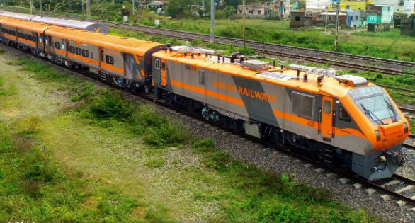 बिहार को मिली 3 अमृत भारत समेत 7 नई ट्रेनों की सौगात, अश्विनी वैष्णव ने दिखाई हरी झंडी