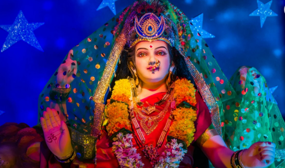 सप्तमी-अष्टमी के ये अचूक उपाय, बदल देंगे आपकी किस्मत!