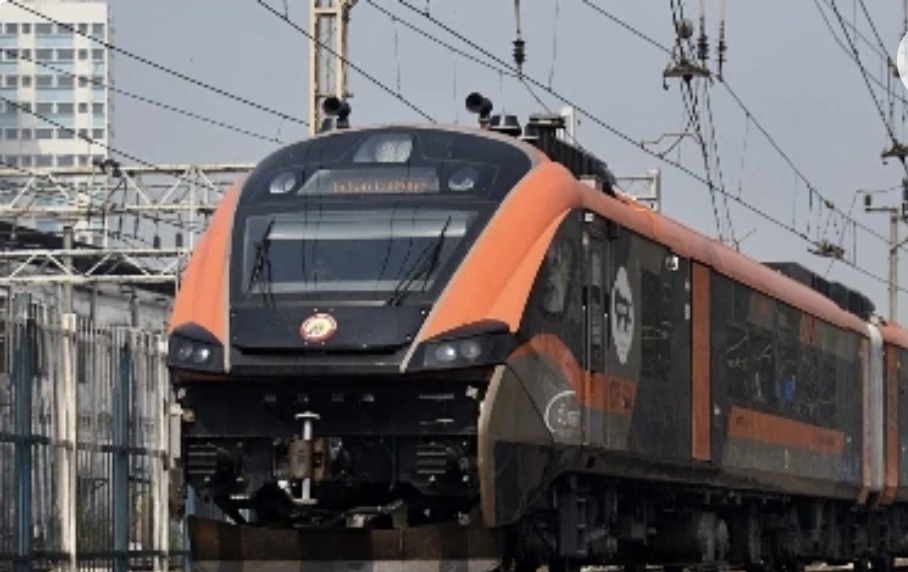 Vande Bharat Accident: बिहार में बड़ा रेल हादसा, पूर्णिया में वंदे भारत एक्सप्रेस की चपेट में आने से 4 लोगों की मौत, कई घायल