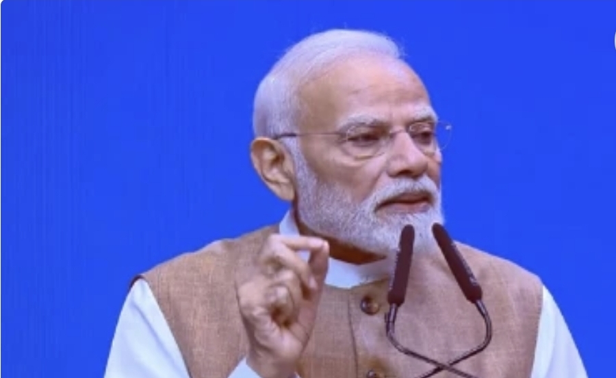 डिजिटल आत्मनिर्भरता की ओर भारत: PM मोदी बोले, हर क्षेत्र में अपार संभावनाएँ
