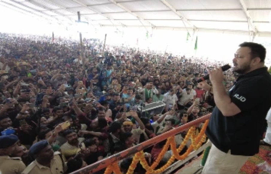 CM बनते ही वक्फ कानून खत्म कर देंगे तेजस्वी यादव, RJD नेता का दावा, बीजेपी ने बोला- यही तो जंगलराज के लक्षण हैं