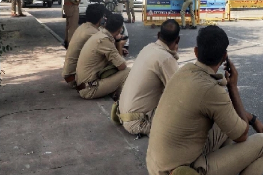 शराब के नशे में पिता ने 11 साल की बेटी को कुएं में लटकाया, हाथ छूटा और मासूम की मौत