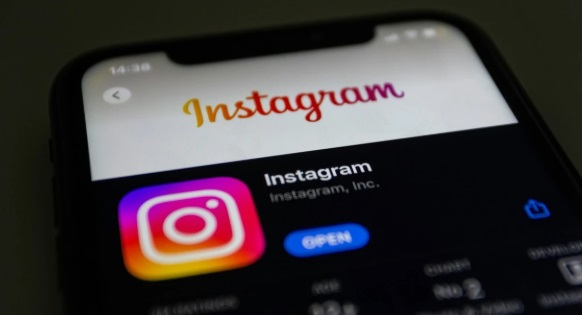 TikTok से सीधी टक्कर! इंस्टाग्राम हुआ रील्स-फर्स्ट, ऐप खुलते ही दिखेगा वीडियो का राज.