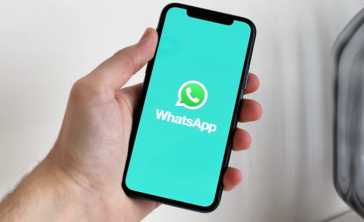 WhatsApp का बड़ा अपडेट: स्टेटस पर इमोजी रिएक्शन से एंगेजमेंट होगा सुपरफास्ट!