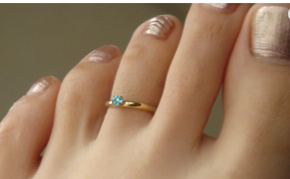 पैरों की बनावट खोलेगी आपके व्यक्तित्व के गहरे राज, जानिये आपका स्वभाव