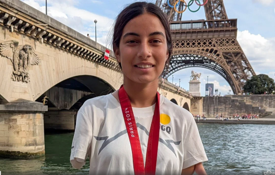 शीतल देवी ने रचा इतिहास! एबल-बॉडीड टीम में चुनी जाने वाली पहली पैरा आर्चर बनीं।