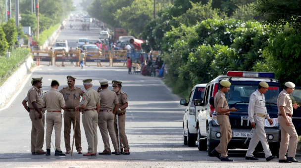Gautam Buddha Nagar पुलिस ने साइबर अपराधियों पर कसी लगाम, दो वर्षों में 51 करोड़ रुपये जब्त
