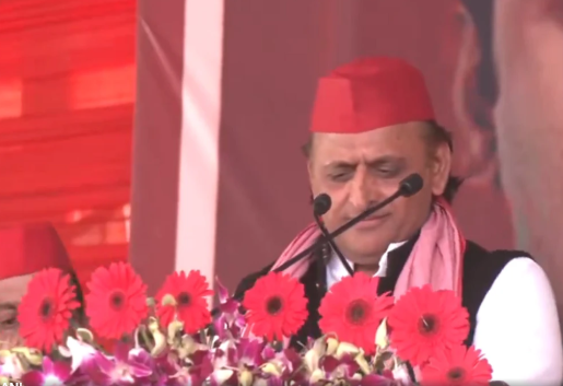 ‘अन्य मंदिरों में दर्शन का संकल्प भी पूरा करेंगे’: राम मंदिर ध्वजारोहण के बीच अखिलेश यादव का बयान