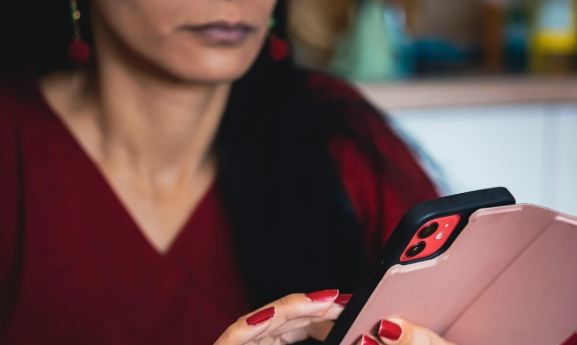 PF बैलेंस चेक करना अब और आसान, DigiLocker या SMS से मिलेगी पूरी जानकारी