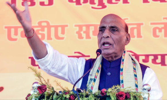 बिहार चुनाव से पहले राजनाथ का बड़ा चुनावी दांव: नीतीश ने विकास किया, राजद ने भय फैलाया