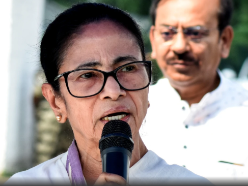 ममता बनर्जी के विरोध के बावजूद बंगाल में SIR शुरू, मुख्य निर्वाचन अधिकारी ने BLO सुरक्षा को लेकर बुलाई समीक्षा बैठक