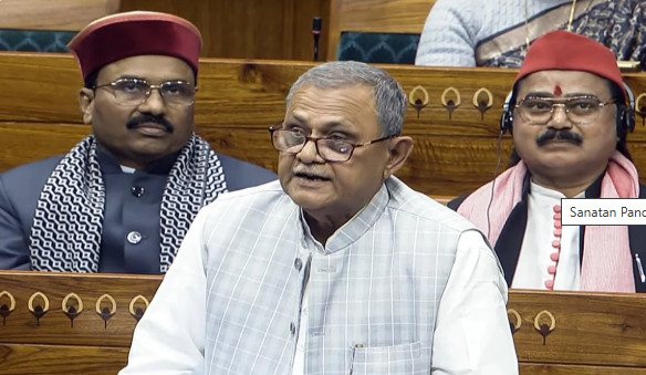 सपा सांसद का सनसनीखेज आरोप: पुलवामा हमला BJP की थी चुनावी साजिश!