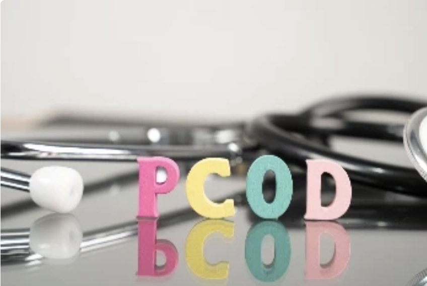 PCOD में हार्मोनल असंतुलन? इन सुपरफूड्स से पाएं राहत, जानें क्या है डाइट में बदलाव