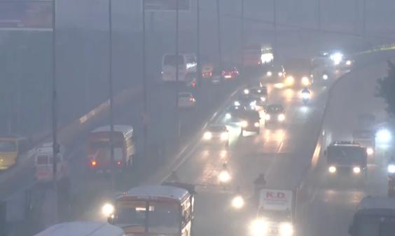 Delhi Air Quality | दिल्ली की हवा की क्वालिटी में हल्का सुधार, 328 AQI के साथ यह अब भी ‘बहुत खराब’ कैटेगरी में बरकरार