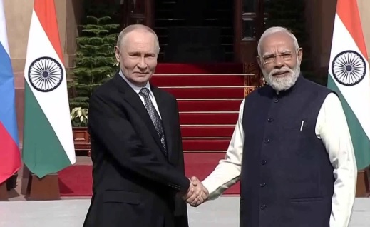 हम शांति के साथ हैं, तटस्थ नहीं’: पुतिन संग वार्ता में PM मोदी का रूस-यूक्रेन पर बड़ा संदेश