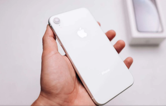 Tech Tips: iPhone की असलियत चेक करने के 5 आसान उपाय, कोई भी गलती न करें