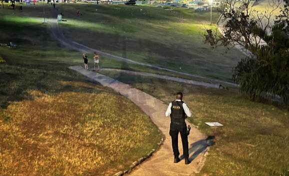 Bondi Beach Terror Attack | सिडनी नरसंहार के लिए पाकिस्तानी बाप-बेटे ज़िम्मेदार, 16 मासूमों की आतंकियों ने गोली मार कर ले ली जान