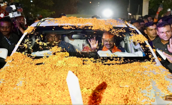 Maharashtra Local Body Election Result: बीजेपी-शिवसेना का तूफान, MVA की लुटिया डूबी, जानिए चुनाव की बड़ी बातें