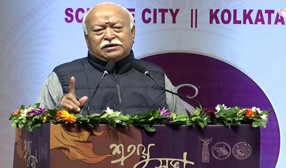 बांग्लादेशी हिंदुओं की मदद के लिए वैश्विक हिंदू समाज को एकजुटता के साथ खड़ा होना होगाः Mohan Bhagwat