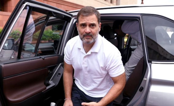 सरकार ने मनरेगा और लोकतंत्र दोनों पर बुलडोजर चला दिया…, VB G RAM G Act पर राहुल गांधी का नया वार