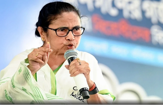 Mamata Banerjee सोमवार को Chief Election Commissioner से मिलेंगी