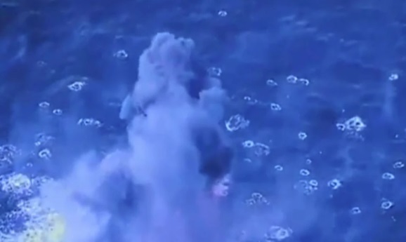 अमेरिका ने इस देश के 4 शहरों पर की खतरनाक बमबारी? राष्ट्रपति ने घोषित की नेशनल इमरजेंसी