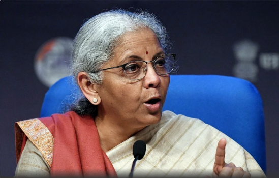 बजट 2026 से पहले संकेत: वित्तीय घाटा 4.3% रहने का अनुमान, पूंजीगत खर्च में तेज़ बढ़ोतरी