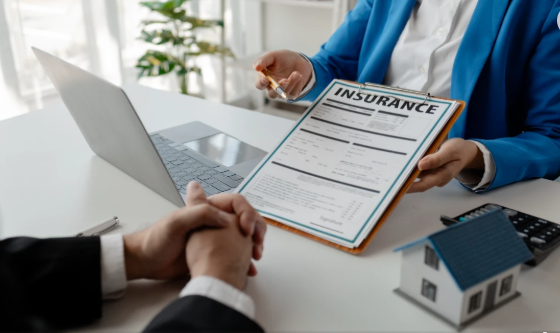 बीमा सेक्टर में China-US को पछाड़ेगा India, दुनिया का सबसे बड़ा Insurance Market बनने की राह पर