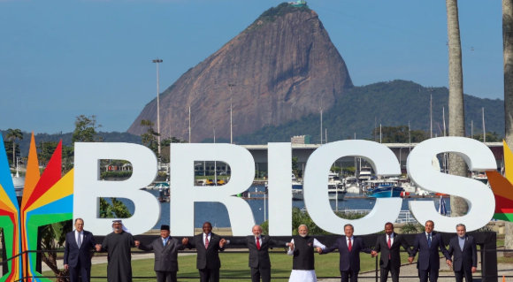 अमेरिका के दबाव में BRICS? दक्षिण अफ्रीका के डर को दरकिनार कर Iran ने ‘विल फॉर पीस’ अभ्यास के लिए भेजा वॉरशिप