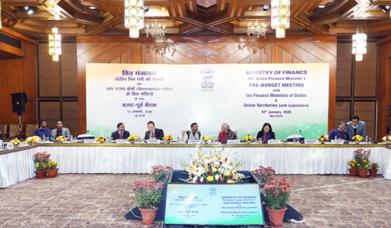 Finance Ministry का बीमा कंपनियों को निर्देश, शिकायतों का समय पर निपटान सुनिश्चित करें