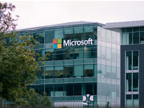 15,000 नौकरियों की कटौती के बाद Microsoft का बड़ा फैसला: फिजिकल लाइब्रेरी खत्म, अब AI लर्निंग पर होगा पूरा फोकस